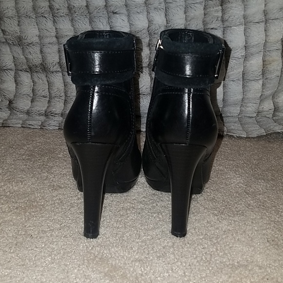 Tory burch booties - Picture 4 of 5